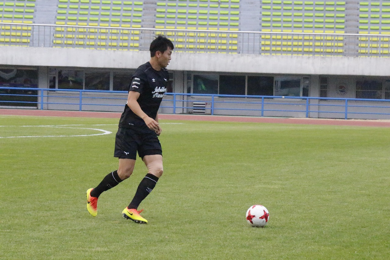 大邱FC对决对联城FC，足球赛场上的碰撞与融合